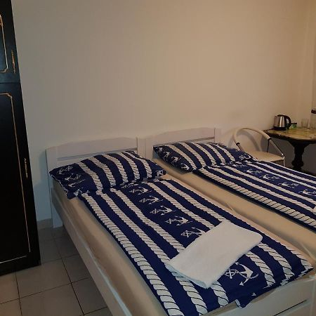 Motel Kotva Ivanka pri Dunaji Ngoại thất bức ảnh