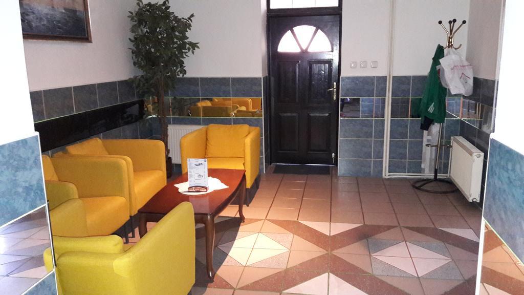 Motel Kotva Ivanka pri Dunaji Ngoại thất bức ảnh