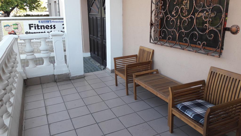 Motel Kotva Ivanka pri Dunaji Ngoại thất bức ảnh