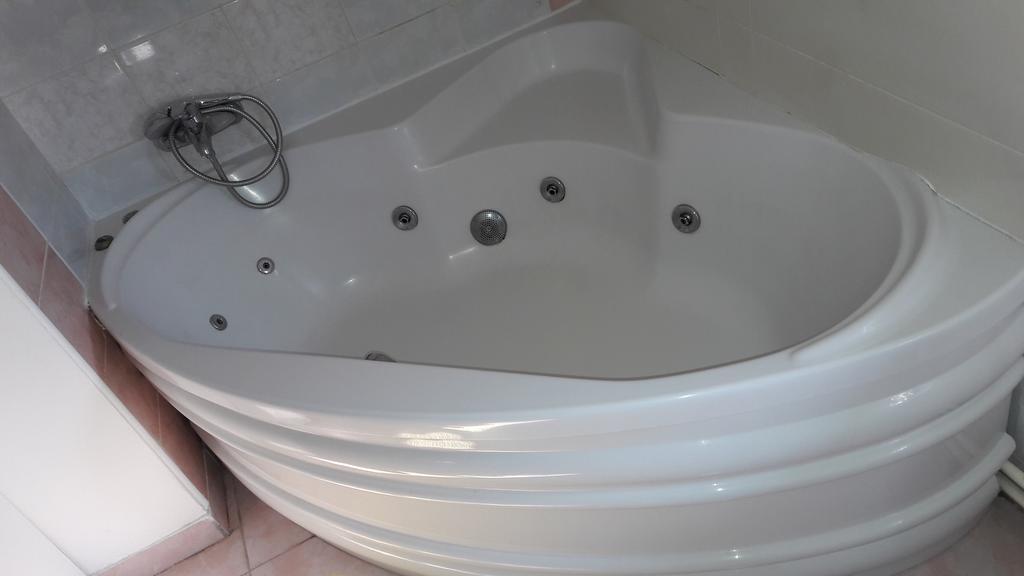 Motel Kotva Ivanka pri Dunaji Ngoại thất bức ảnh