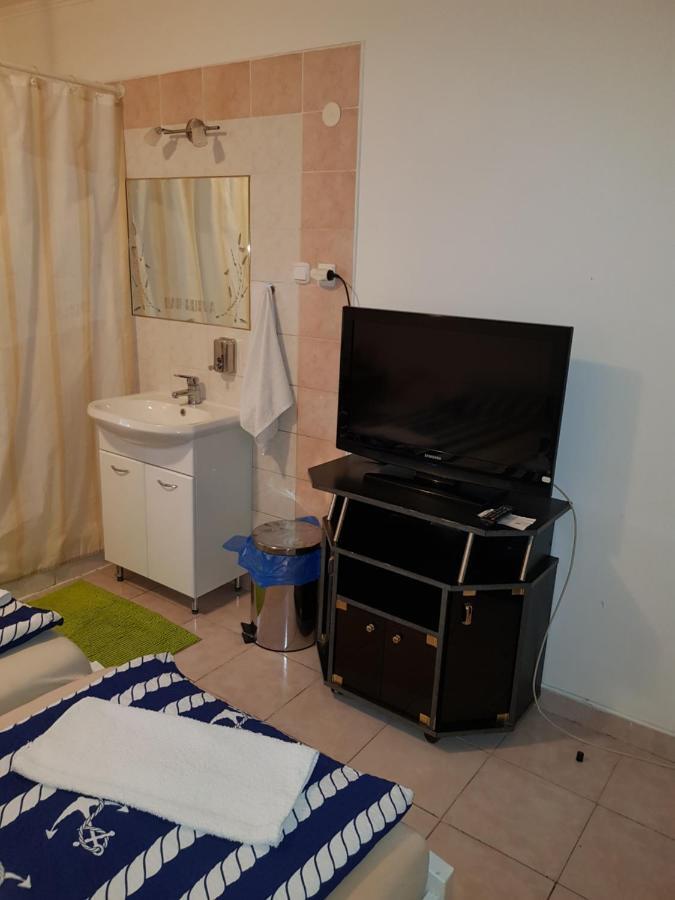 Motel Kotva Ivanka pri Dunaji Ngoại thất bức ảnh